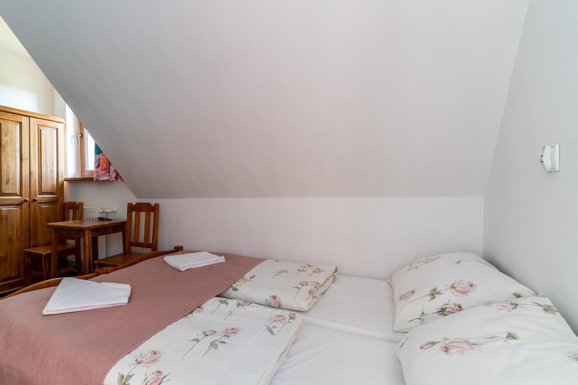 Hotel Base Camp Pieniny Niedzica Esterno foto